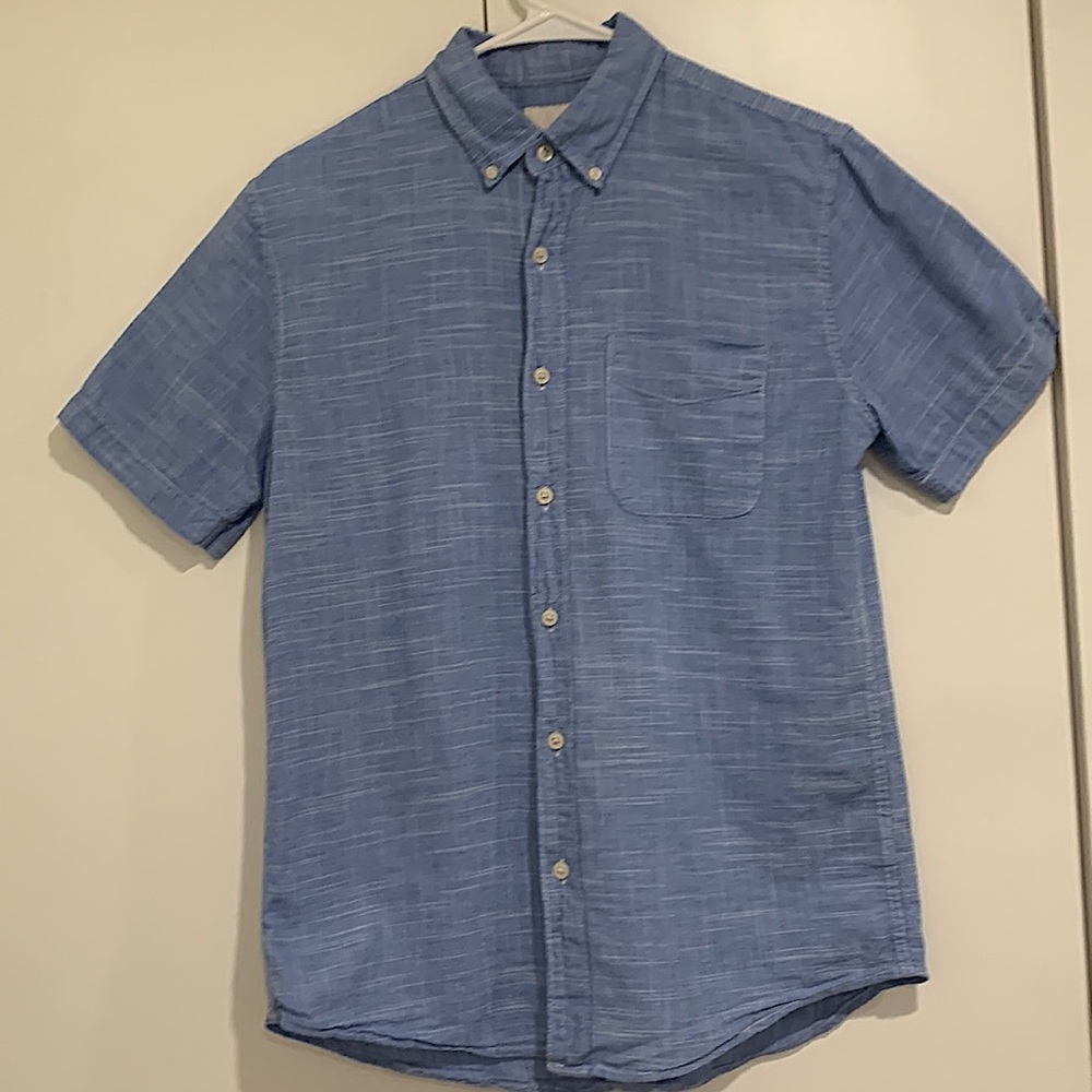 Small Blue American Eagle Casual Button-Down Shirt